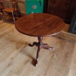 19e-eeuwse mahonie tilt top tafel 1