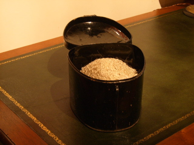 advocatenpruikje "not for sale"