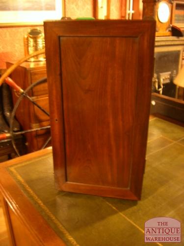 Antiek apothekers kastje 3