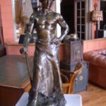 antiek bronzenbeeld 3