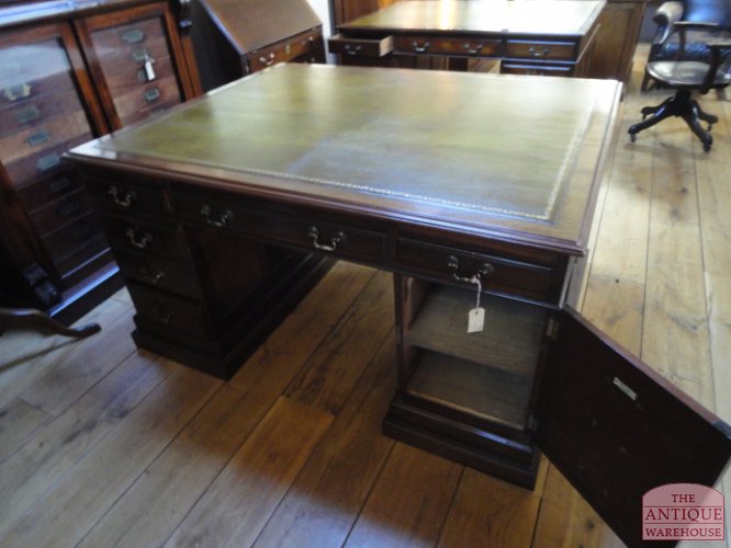 Antiek mahonie partnersbureau 4