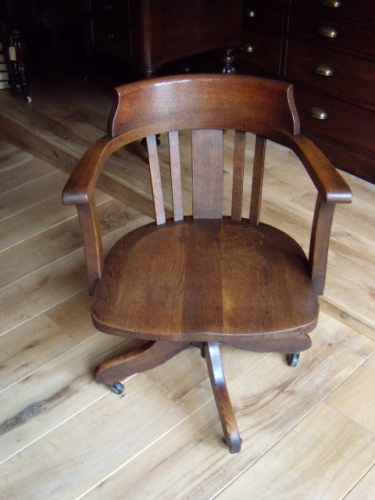 Antieke bureaustoel circa 1920 3