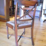 Antiek bureaustoeltje 3