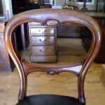 Antiek bureaustoeltje 2