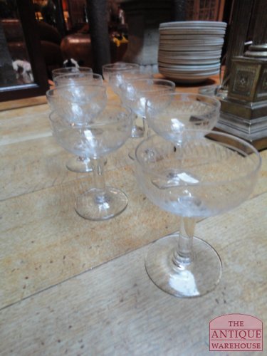 antiek champagneglazen en wijnglazen en cocktailglazen 6