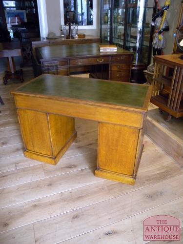 antiek eiken bureau, VERKOCHT