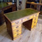 Antiek eiken bureau 3