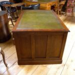 Antiek eiken bureau 2
