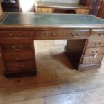 Antiek eiken bureau 1