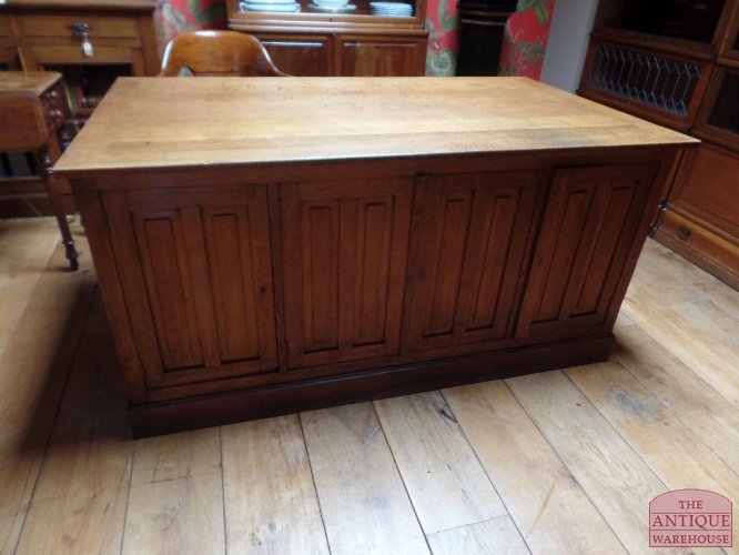 Antiek eiken bureau 2