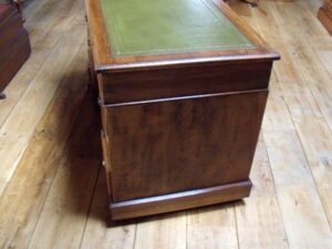 antiek eiken bureautje, VERKOCHT