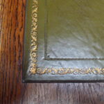 Antiek eiken bureautje 2