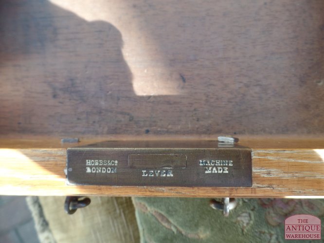 Antiek eiken Dickens bureau 3