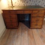 Antiek eiken Engels bureau 1