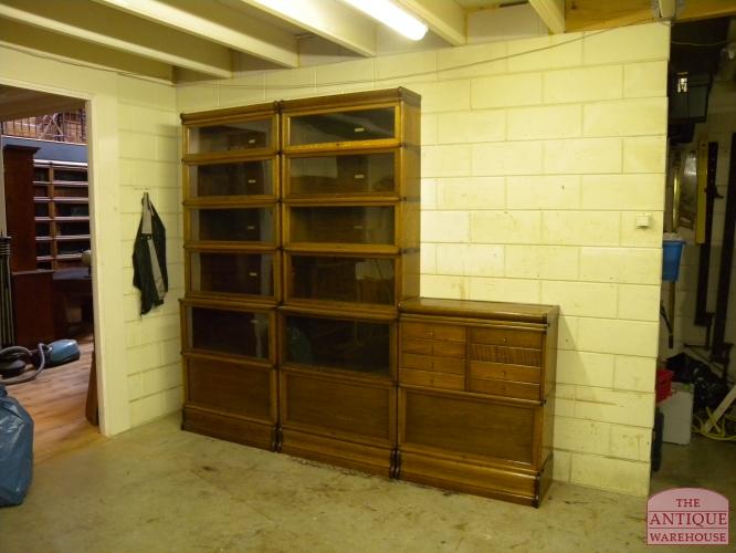 Antiek eiken Globe Wernicke 3