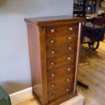 Antiek eiken ladekastje, Wellington Chest 1