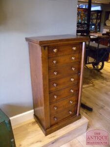 antiek eiken ladekastje, Wellington Chest, VERKOCHT