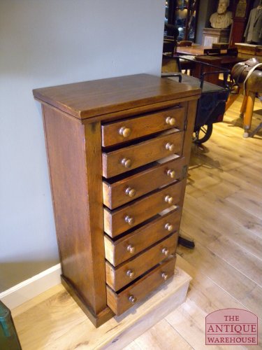 Antiek eiken ladekastje, Wellington Chest 3