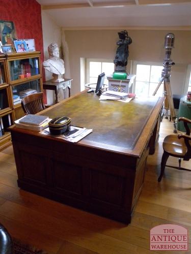 Antiek eiken partnersbureau 2