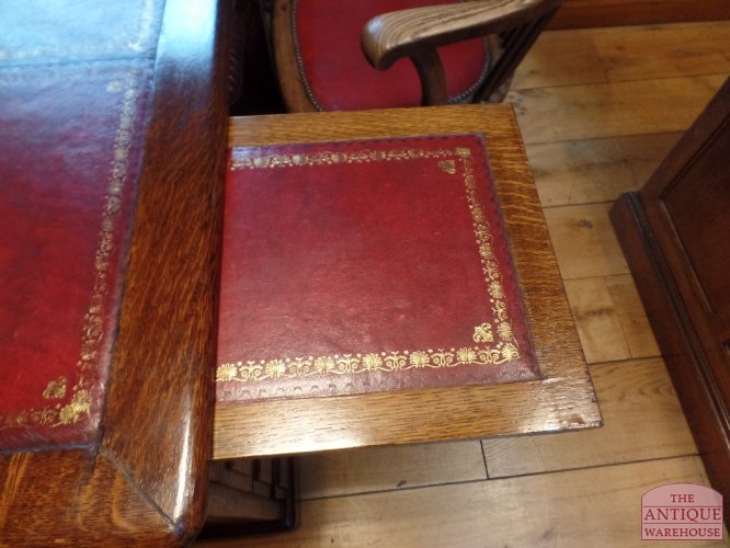 Antiek eiken partnersbureau 3