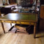 Antiek eiken schrijftafel circa 1900 3