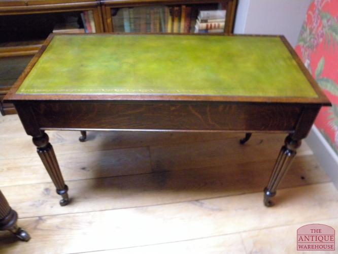 Antiek eiken schrijftafeltje circa 1800 2