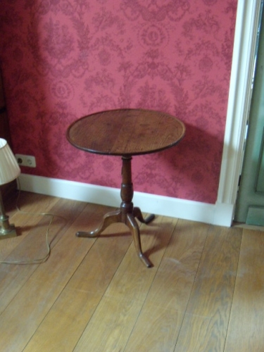 antiek eiken tilt top tafeltje 2