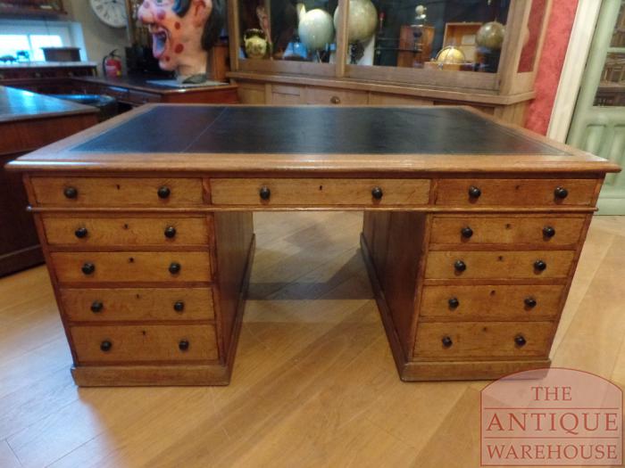 antiek eikenhouten partners desk, antiek bureau