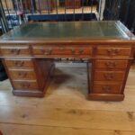 Antiek Engels bureau 1