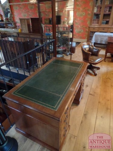Antiek Engels bureau 2