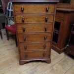 antiek Engels ladekastje 1