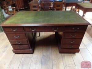 antiek Engels mahonie bureau, VERKOCHT