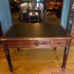 Antiek gesigneerd Engels schrijftafeltje circa 1840, M. Wilson, 68 Great Queen Street London 1