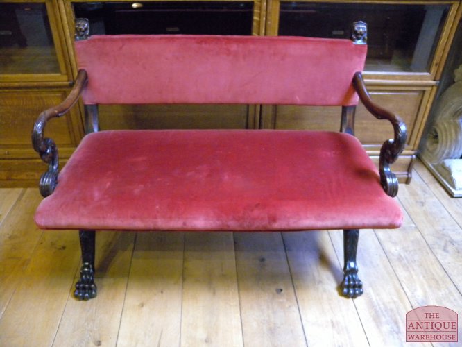 antiek Iers bankje,rode velours stof, VERKOCHT
