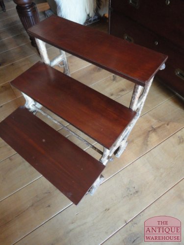 antiek industrieel, fabrieks trapje