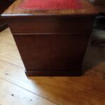 Antiek klein Engels bureau 2