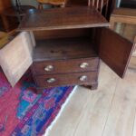 antiek klein Engels eiken kastje 3