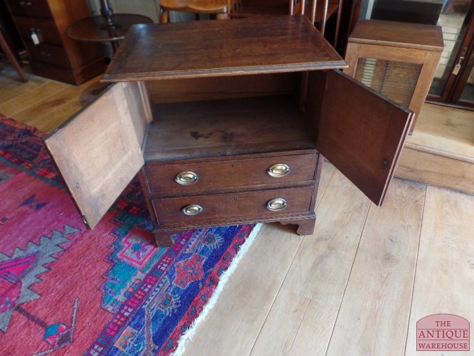 antiek klein Engels eiken kastje 3