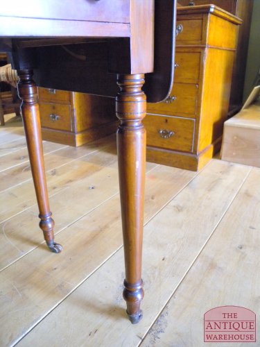 antiek klein pembroke tafeltje 3