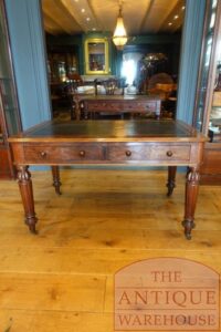 antiek klein schrijftafeltje circa 1850