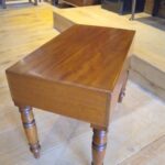 antiek klein tafeltje 2