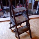 Antiek mahonie bibliotheek trapje 1