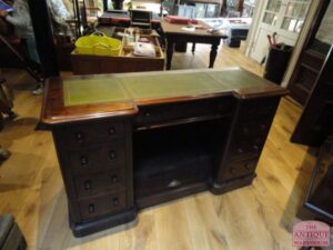 antiek mahonie Engels bureau, VERKOCHT
