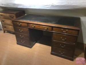 antiek mahonie Engels bureau, VERKOCHT