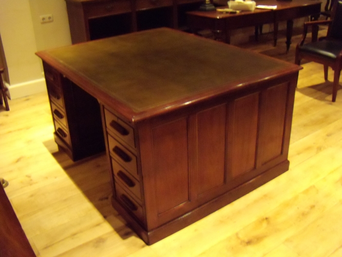 antiek mahonie partnersdesk, circa 1900  VERKOCHT