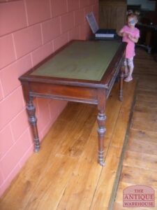 antiek mahonie schrijftafe, VERKOCHT