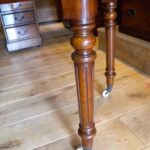 Antiek mahonie schrijftafeltje 1