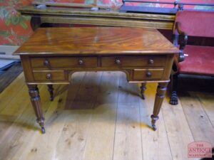 antiek mahonie schrijftafeltje, VERKOCHT