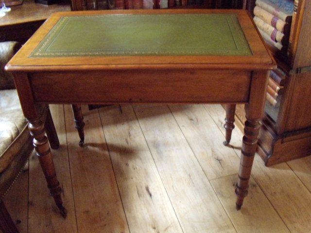 Antiek mahonie Victoriaans schrijftafeltje 2