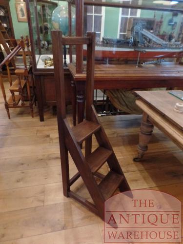 Antiek mahoniehouten bibliotheek trapje 2